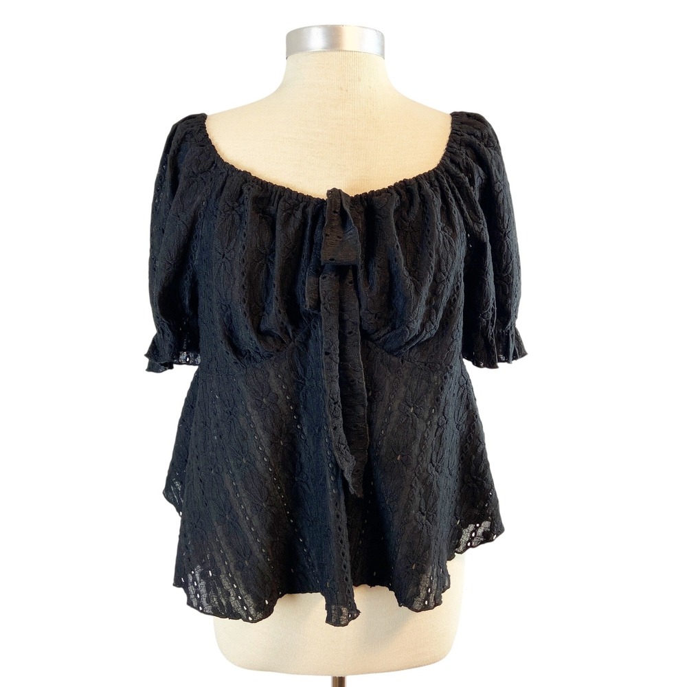 Shein Curve Black Eyelet Lace Puff Sleeve Peplum Top 1XL Milkmaid‎ Whimsigoth